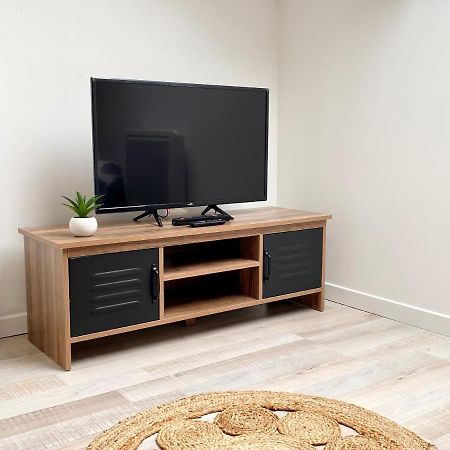 Newz3 - Centre-Ville - Tv - Wifi Calais Ngoại thất bức ảnh