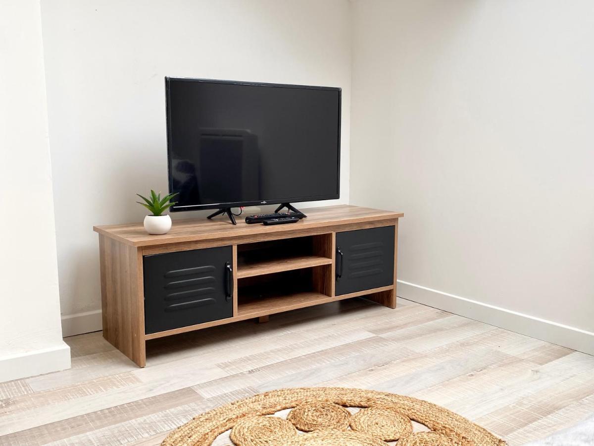 Newz3 - Centre-Ville - Tv - Wifi Calais Ngoại thất bức ảnh